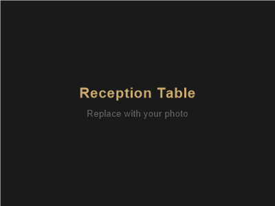 Luxury reception table gold accents